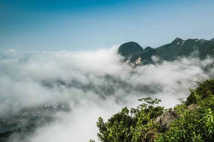 興義白龍山云海